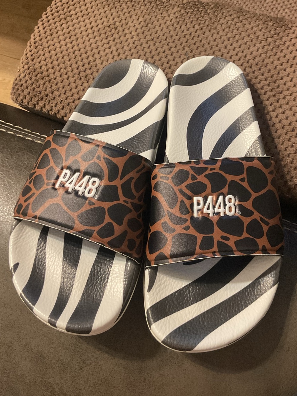 P448 Brown Giraffe-Print Slide Sandals with Black & White Zebra Footbed